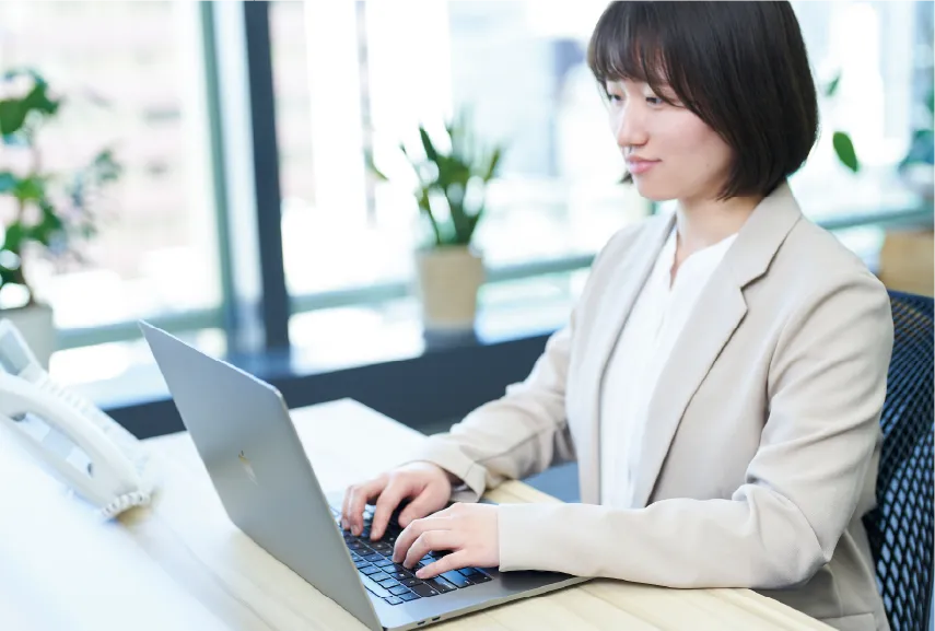 04 情報システム管理業務のアウトソーシング